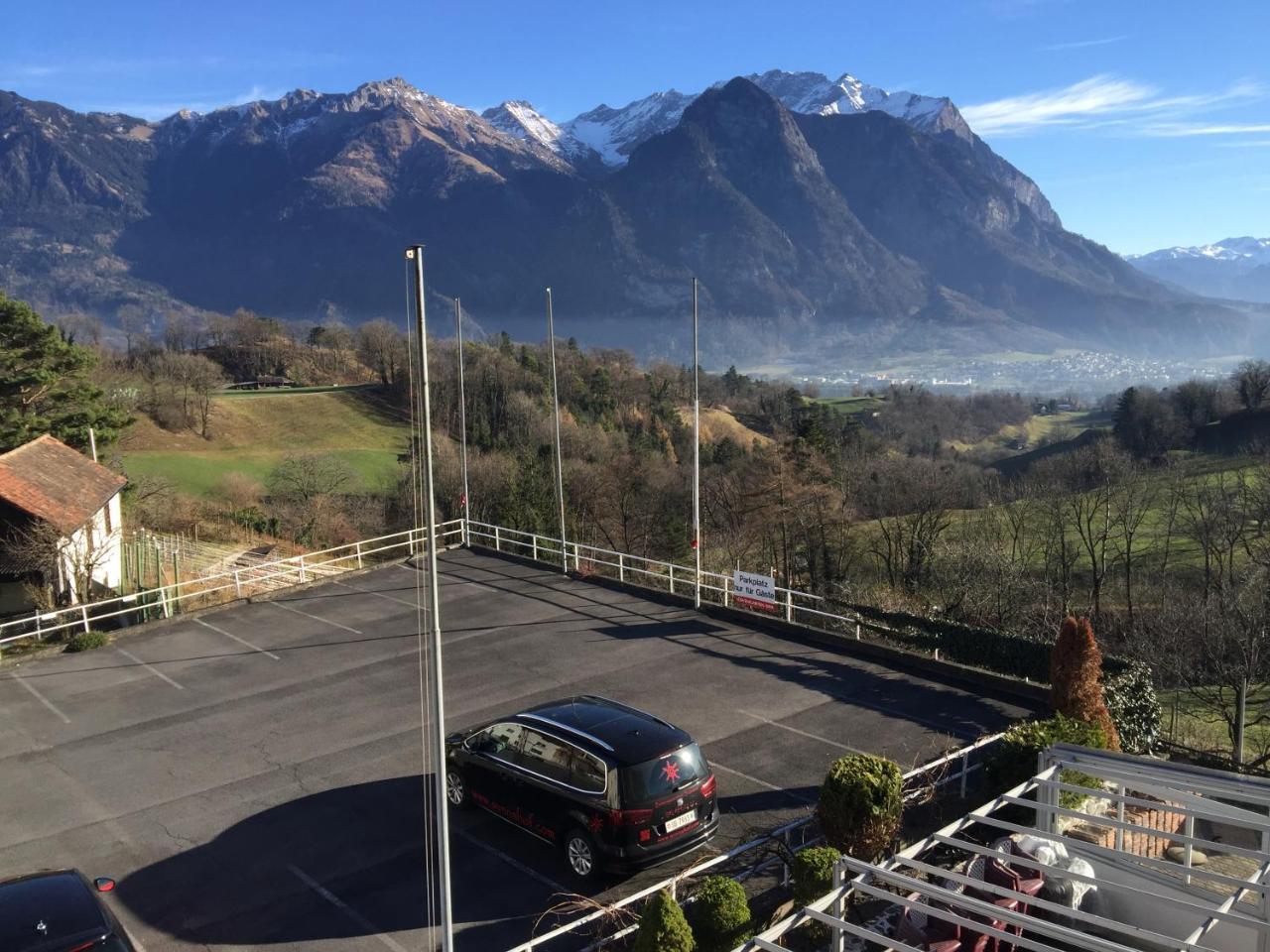 Hotel Bz Sunnahof Obersaxen Esterno foto