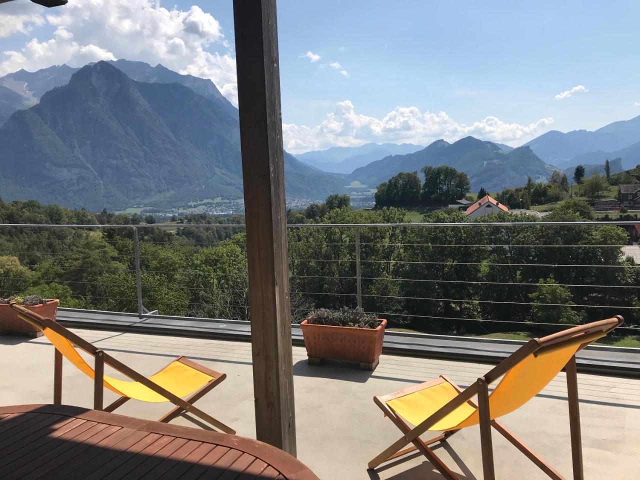 Hotel Bz Sunnahof Obersaxen Esterno foto